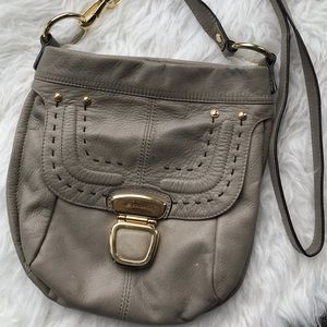 B. Makowsky cossbody purse